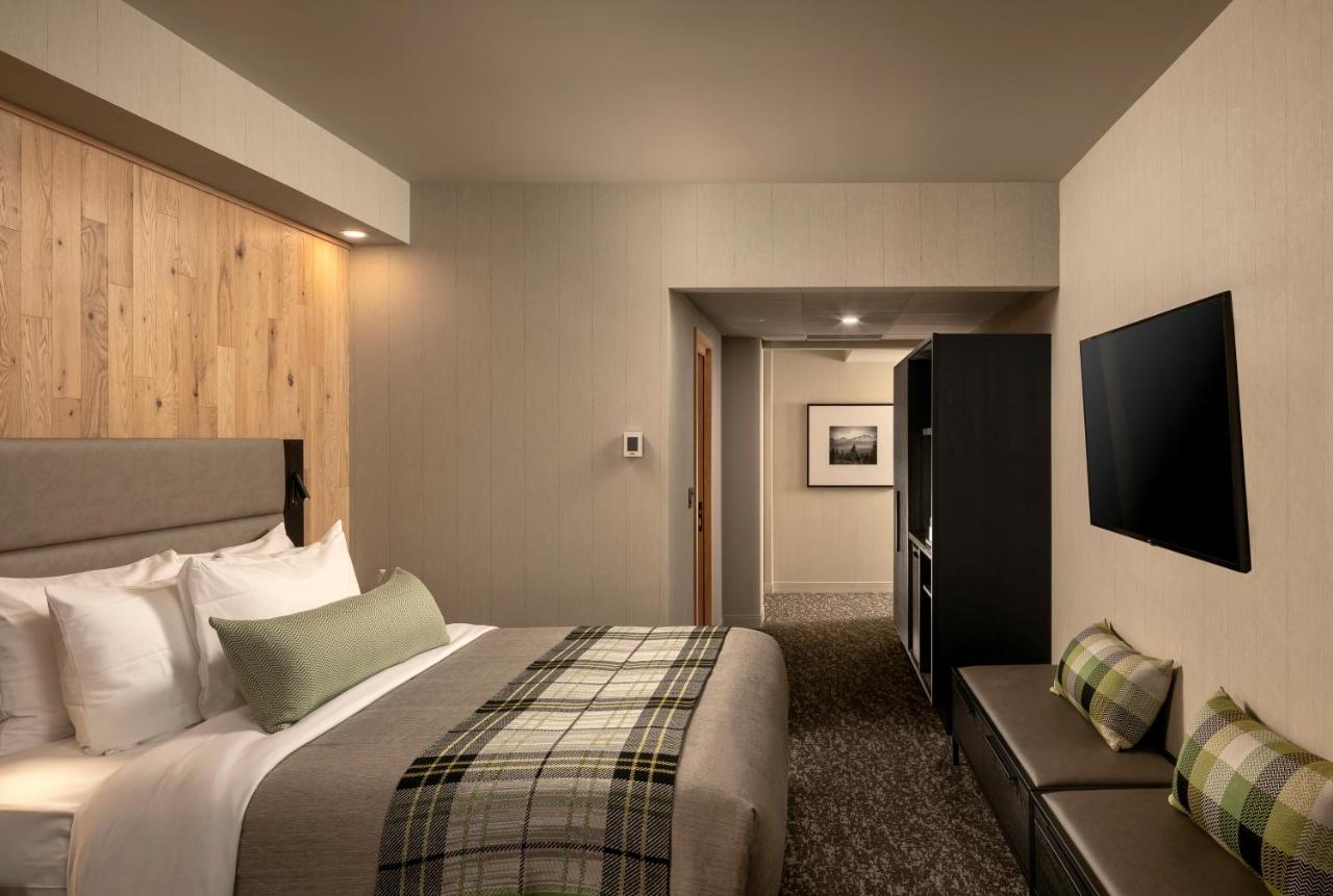 Peaks Hotel And Suites Banff Buitenkant foto