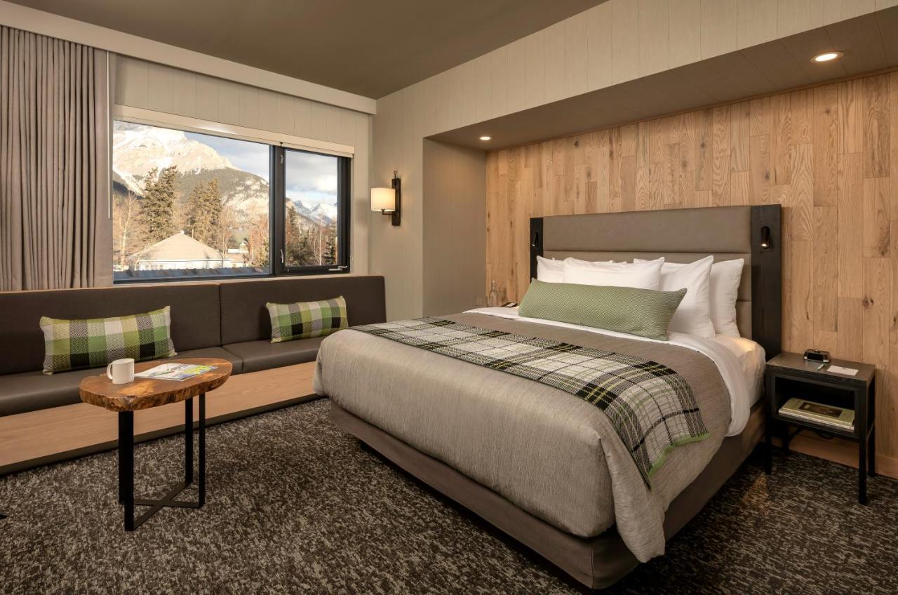 Peaks Hotel And Suites Banff Buitenkant foto