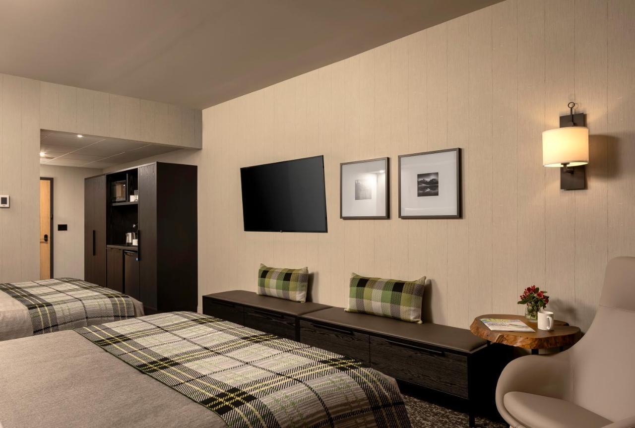 Peaks Hotel And Suites Banff Buitenkant foto