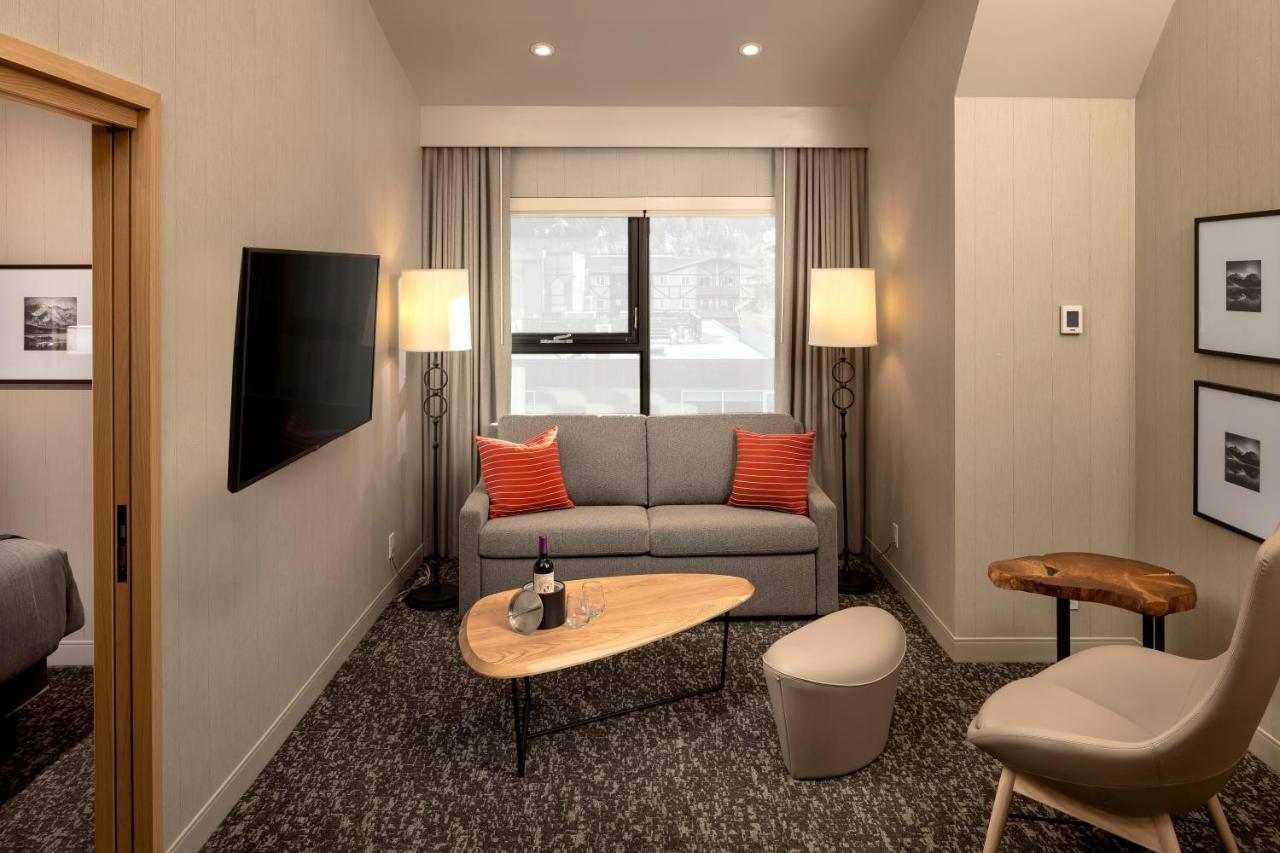 Peaks Hotel And Suites Banff Buitenkant foto