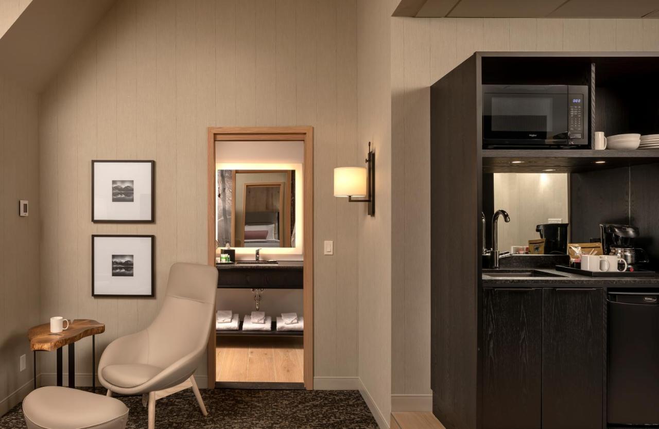Peaks Hotel And Suites Banff Buitenkant foto