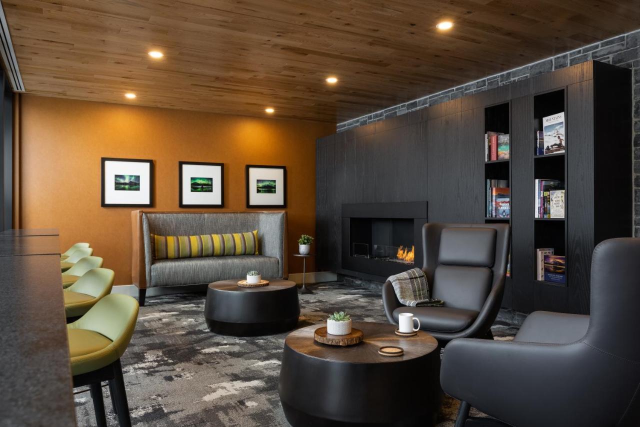 Peaks Hotel And Suites Banff Buitenkant foto