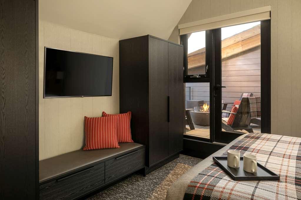 Peaks Hotel And Suites Banff Kamer foto
