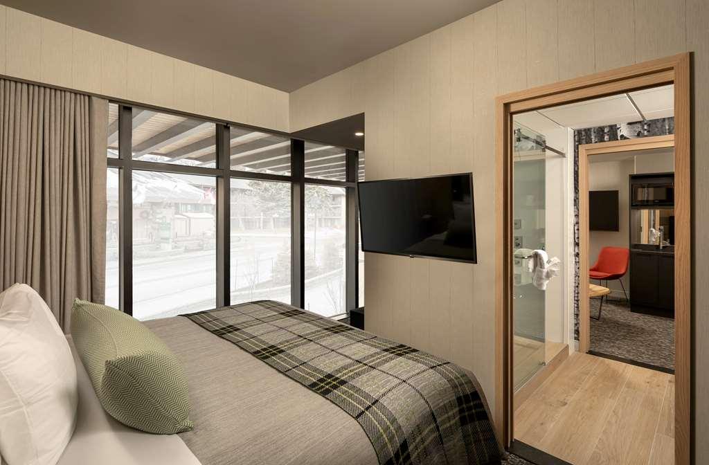 Peaks Hotel And Suites Banff Kamer foto