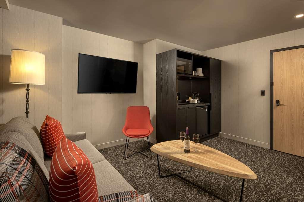 Peaks Hotel And Suites Banff Kamer foto