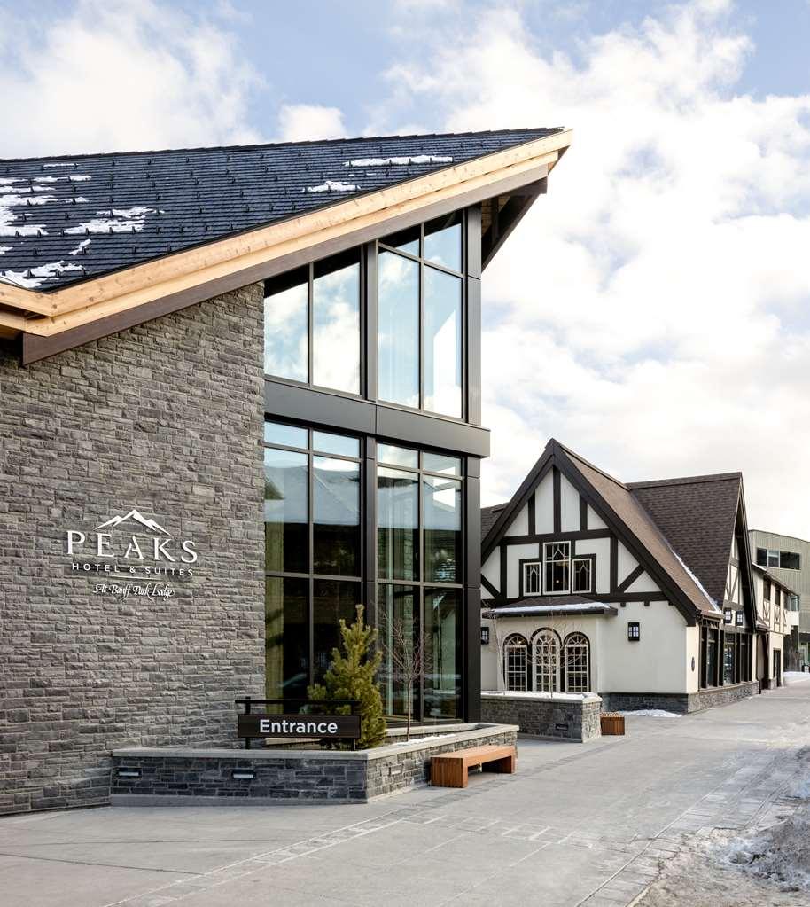 Peaks Hotel And Suites Banff Buitenkant foto